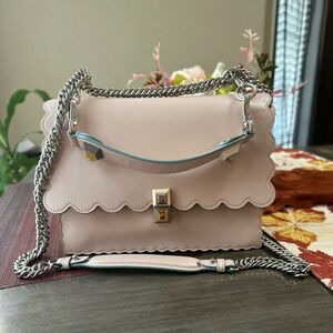 FENDI Scalloped Studded Kan I Shoulder
Handbag Pink Leather 8BT283
